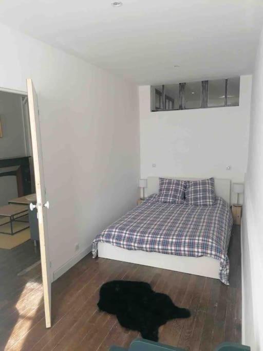 Appartement Cosy A Deux Pas De La Gare 拉瓦勒 外观 照片